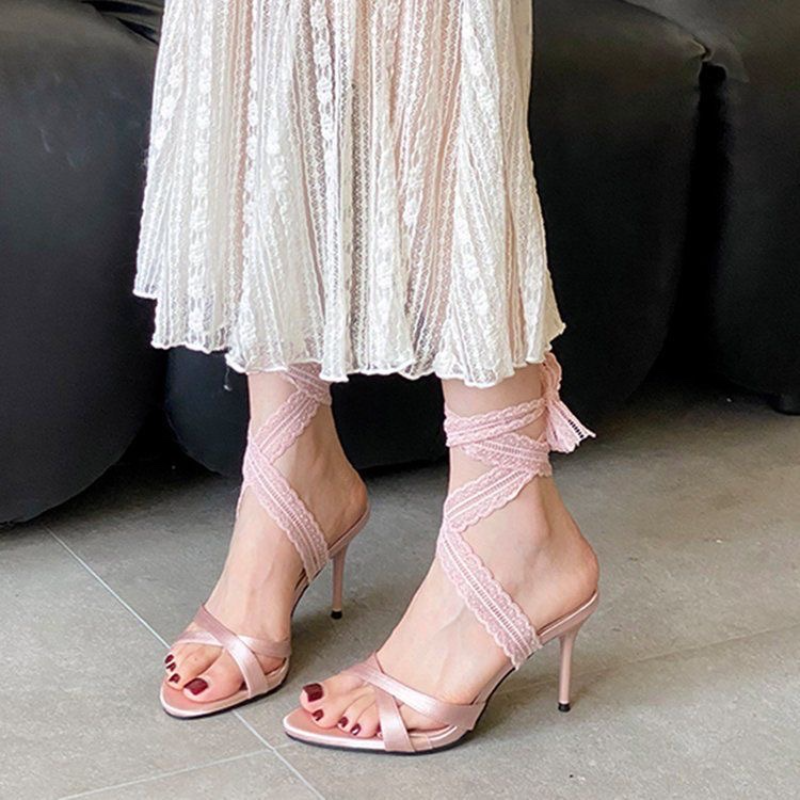 2026 New Pointed Head Strappy  - Sandal Strappy Heeled ulasan dan harga